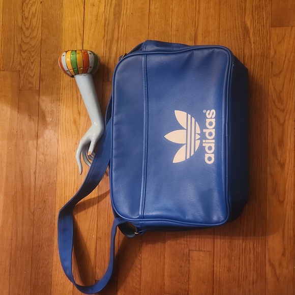 adidas Handbags - Vintage Adidas messenger bag